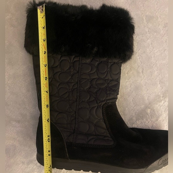 Coach Talen Black suede and faux fur Winter boots - Picture 6 of 6